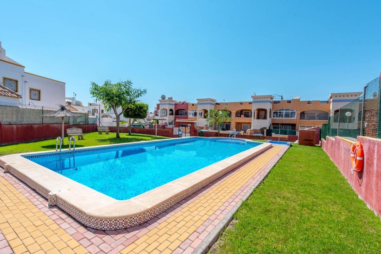 He Dream Hills Lägenhet Dehesa de Campoamor  Exteriör bild